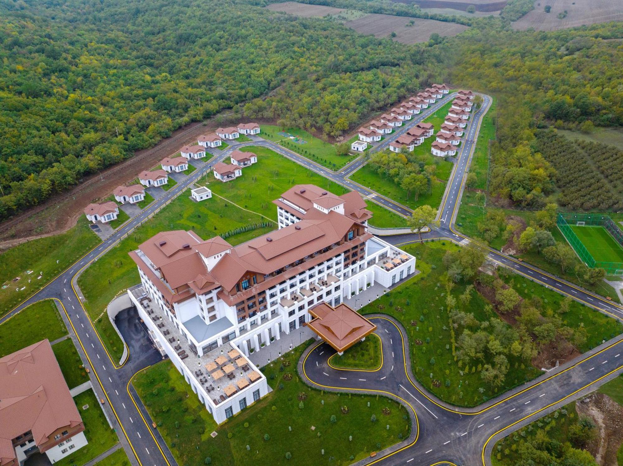 Shabran Wellbeing Resort Pirebedil' المظهر الخارجي الصورة