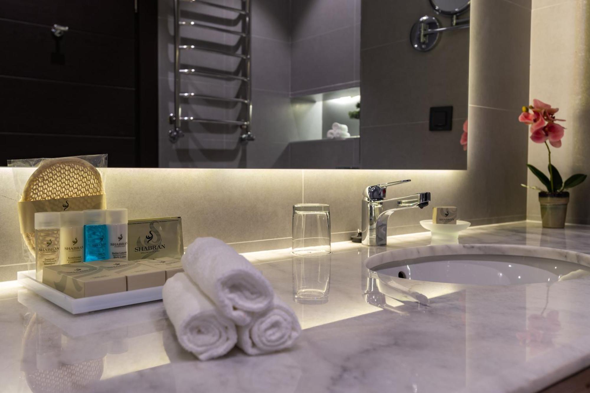 Shabran Wellbeing Resort Pirebedil' المظهر الخارجي الصورة